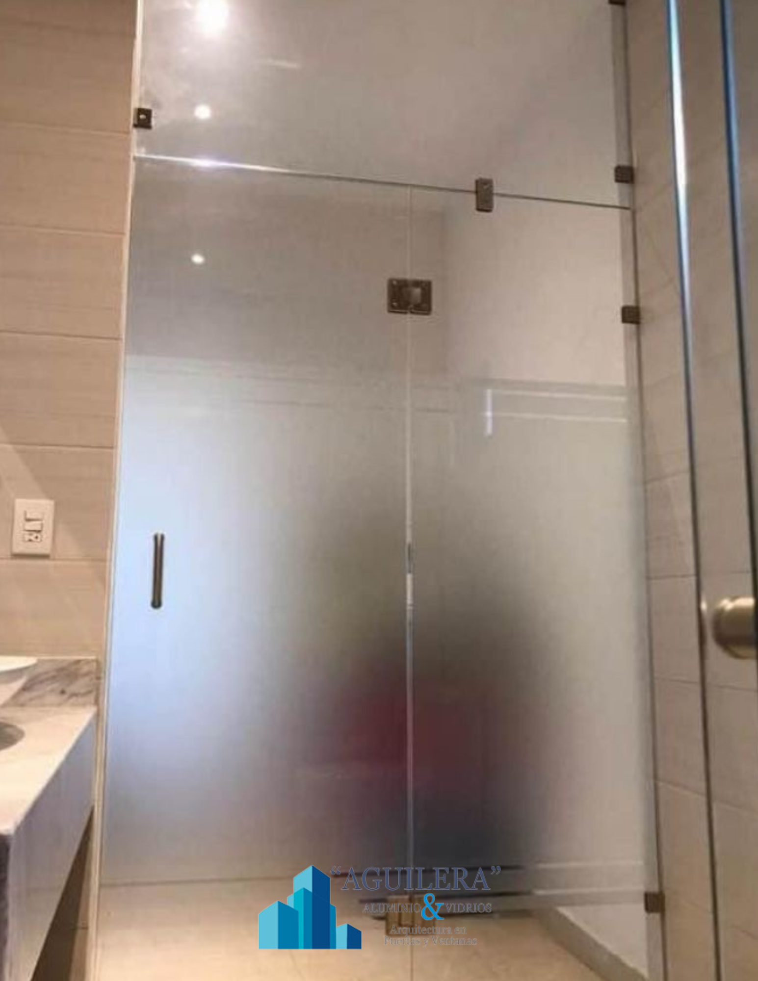 Fachada de aluminio y vidrio